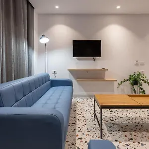 Appartamento & Pool - 365, Tirana